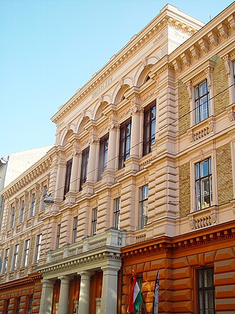 Budapest University of Economics and Business