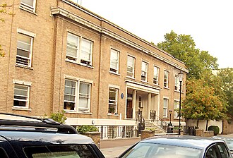 Richmond, The American International University in London