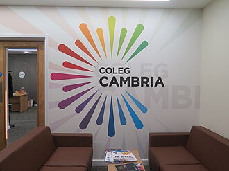 Coleg Cambria