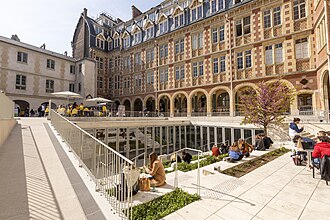 Institut catholique de paris
